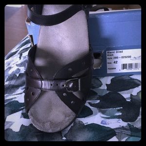 Dankso Black Sanders